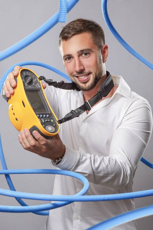 Damien Aviolat -Technicien et détenteur du brevet fédéral conseiller en sécurité électrique